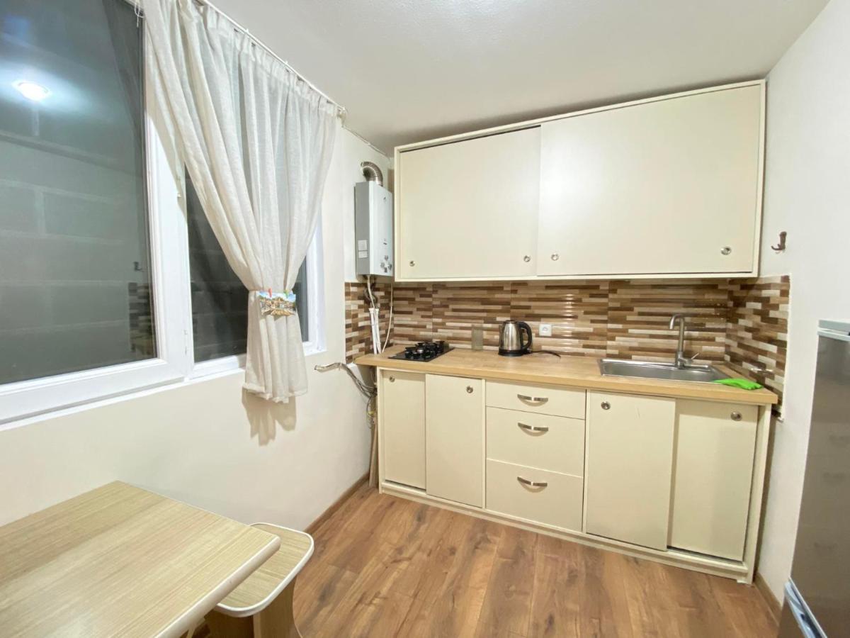 Freedom Square Apartment Tbilisi Ngoại thất bức ảnh
