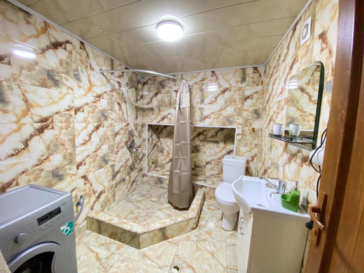 Freedom Square Apartment Tbilisi Ngoại thất bức ảnh