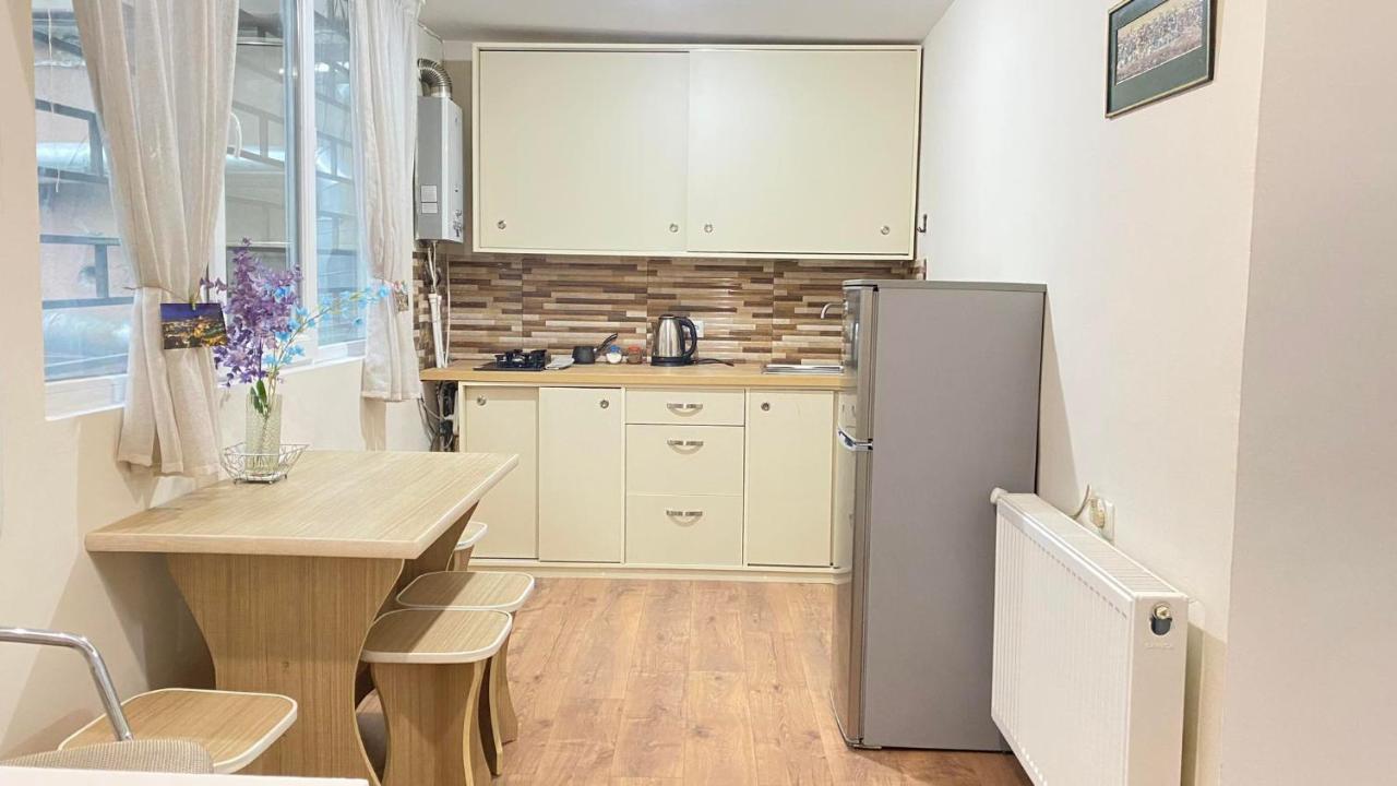 Freedom Square Apartment Tbilisi Ngoại thất bức ảnh