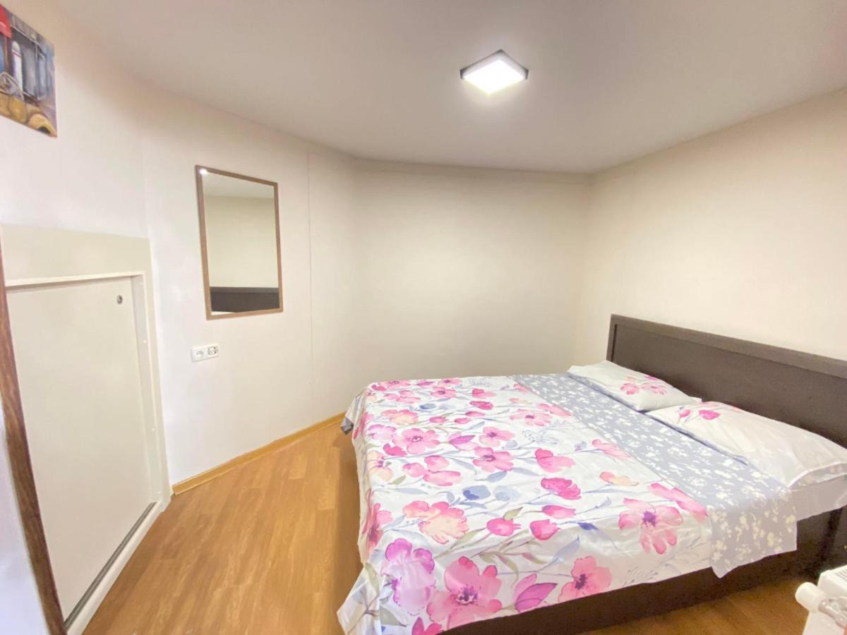 Freedom Square Apartment Tbilisi Ngoại thất bức ảnh