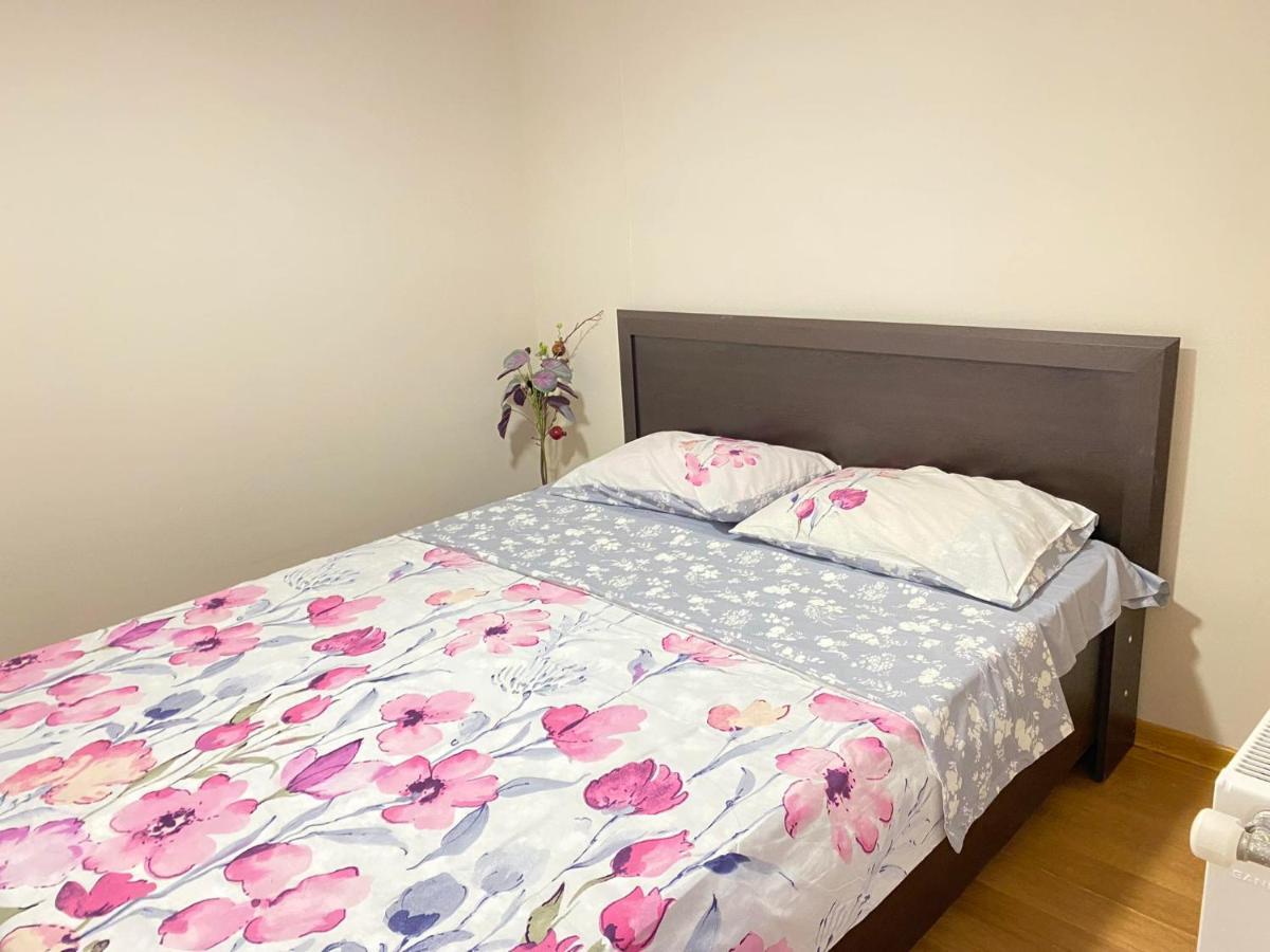 Freedom Square Apartment Tbilisi Ngoại thất bức ảnh